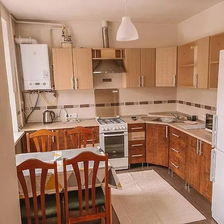 Center 1 Bedroom + Living *